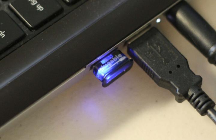 Actual product image Plugable USB Bluetooth 4.0 Micro Adapter (Transmitter & Receiver)