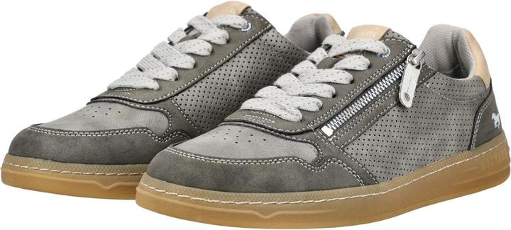 Actual product image Mustang Sneaker (48)