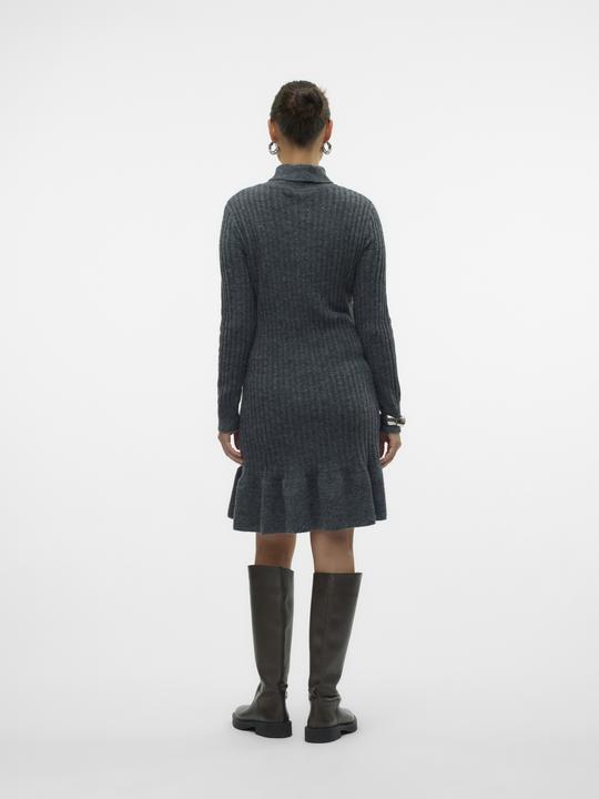 Produktbild Mamalicious Normal geschnitten Rollkragen Gerippte Ärmelbündchen Schmale Ärmel Kurzes Kleid Strickkleid (XL)