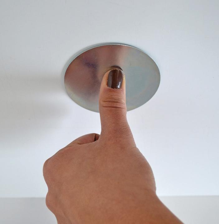Actual product image Brennenstuhl Magnetic fastening for smokewake