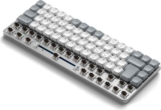 Actual product image Satechi SM1 Slim Mechanical Back Backlit BT Keyboard German light (DE, Wireless, Cable)