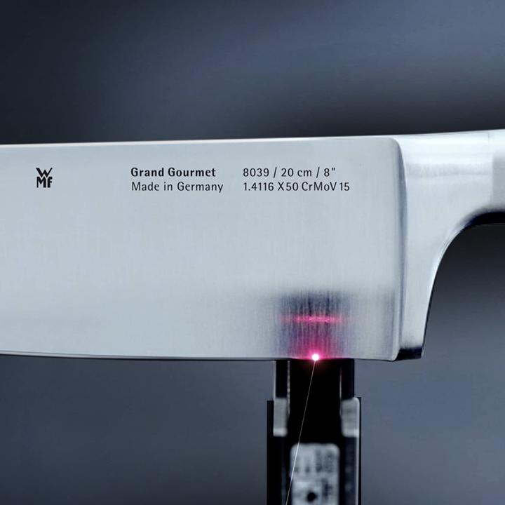 Produktbild WMF Ausbeinmesser SPITZENKLASSE PLUS Schwarz (15.50 cm)