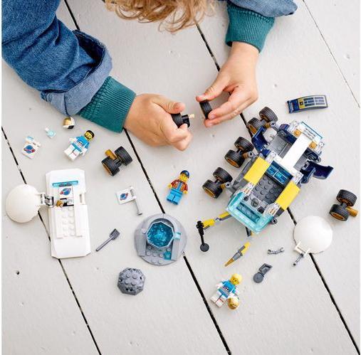 Actual product image LEGO Lunar rover (60348, LEGO City)