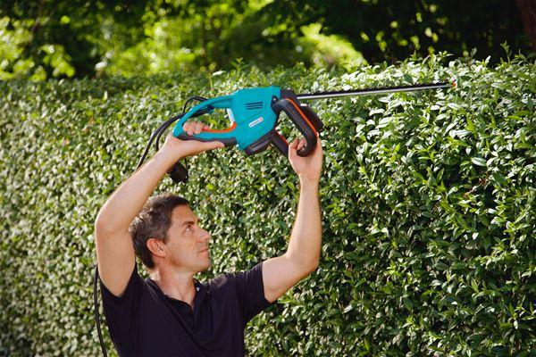 Produktbild Gardena 8877-20 EasyCut Li 18/50 - Mit Akku/Ladegerät (Akkuheckenschere)