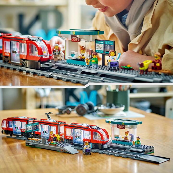 Actual product image LEGO Tram with stop (60423, LEGO City)