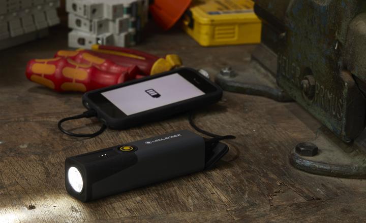 Produktbild Ledlenser iW3R Arbeitsleuchte LED, aufladbar, IP54, Powerbank-Funktion, 2 Helligkeitsstufen, USB-Kab (5.50 cm, 320 lm)