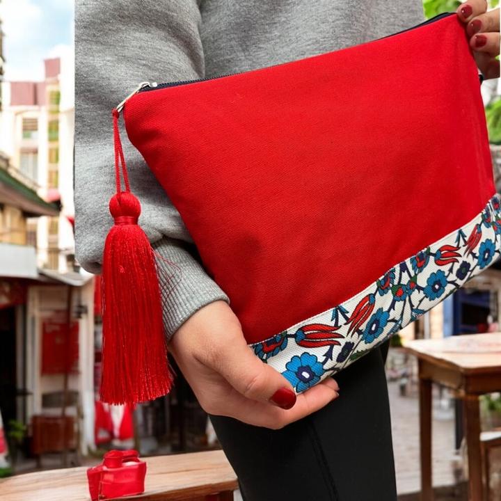 Produktbild Atölye No:35 Kulturtasche Damen, Kosmetiktasche Rot, Ethnisches Muster, 32x24 cm