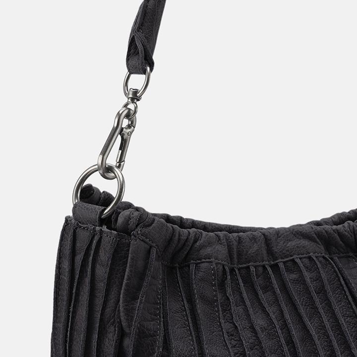 Produktbild FredsBruder Say Hello Schultertasche Leder 33 cm