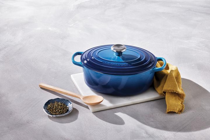 Actual product image Le Creuset Azure (31 cm, Casserole + Stewpot, Enamel)
