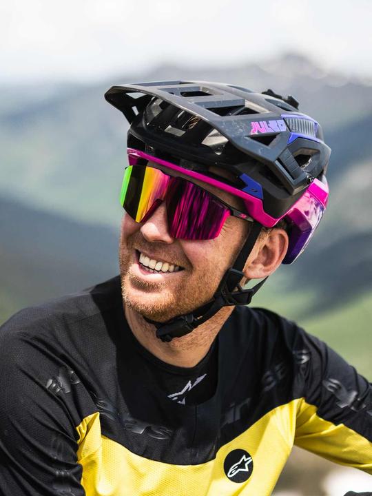 Actual product image Julbo Edge sports glasses (Rose, Black, Rose)