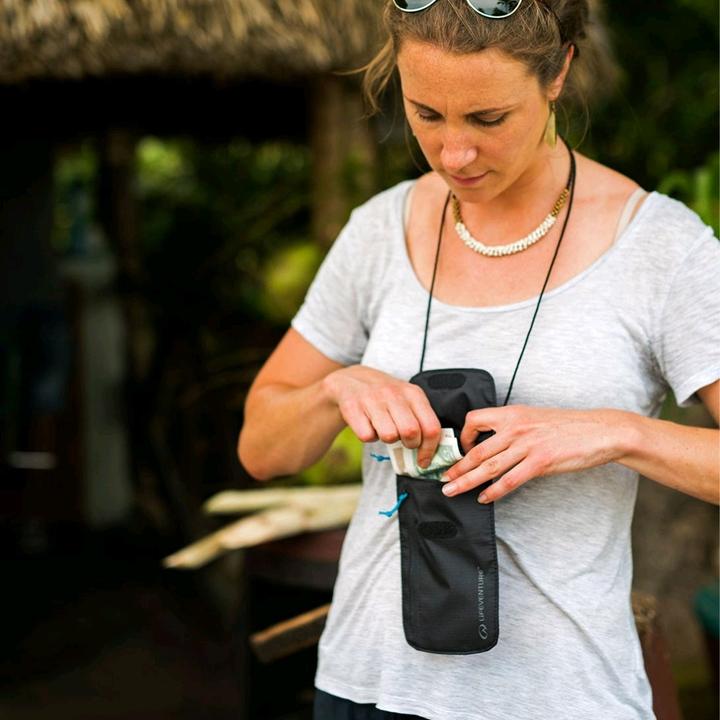 Productafbeelding Lifeventure Waterdichte Body Portemonnee Borst