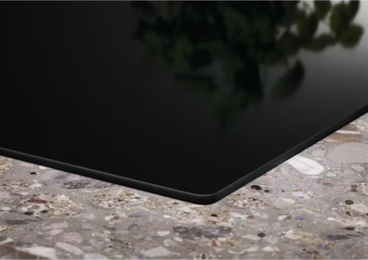 Actual product image Electrolux 300 Series EIB60424CK Black Built-in 60 cm Induction hob 4 Cooker(s)