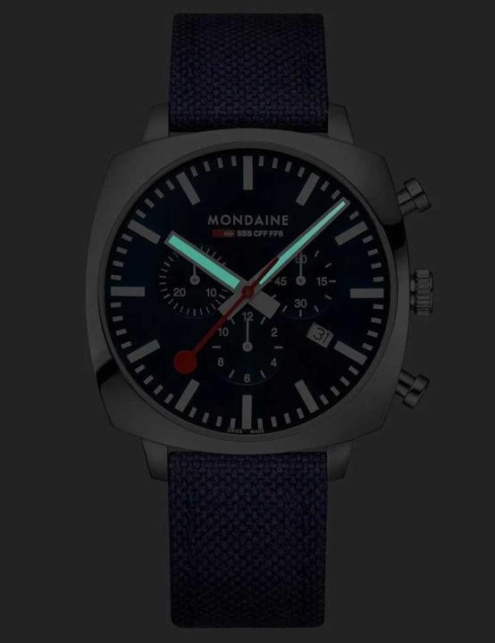 Actual product image Mondaine Grand Cushion (Chronograph, 41 mm)