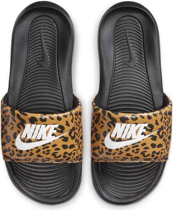 Actual product image Nike VICTORI ONE WOMEN "S PRINT CHUTNEY/WHITE-BLACK Size: 5 (35.5)