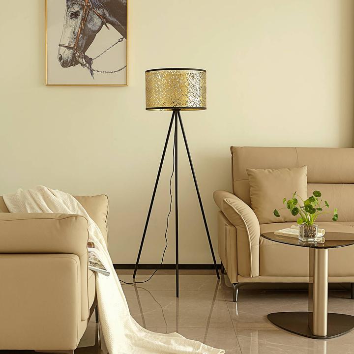 Actual product image Lindby Yonah floor lamp black gold tripod (E27)