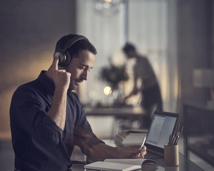 Immagine prodotto B&O Beoplay HX (ANC, 35 h, Cablato, Senza fili)