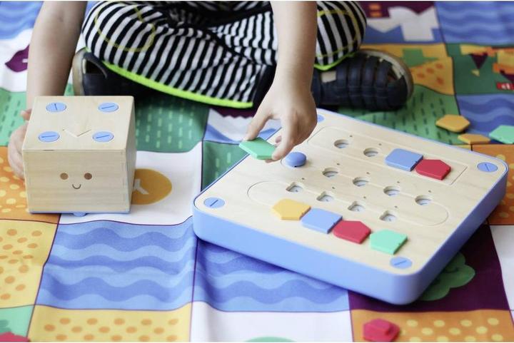 Actual product image Primotoys Cubetto Play Set Starter Kit
