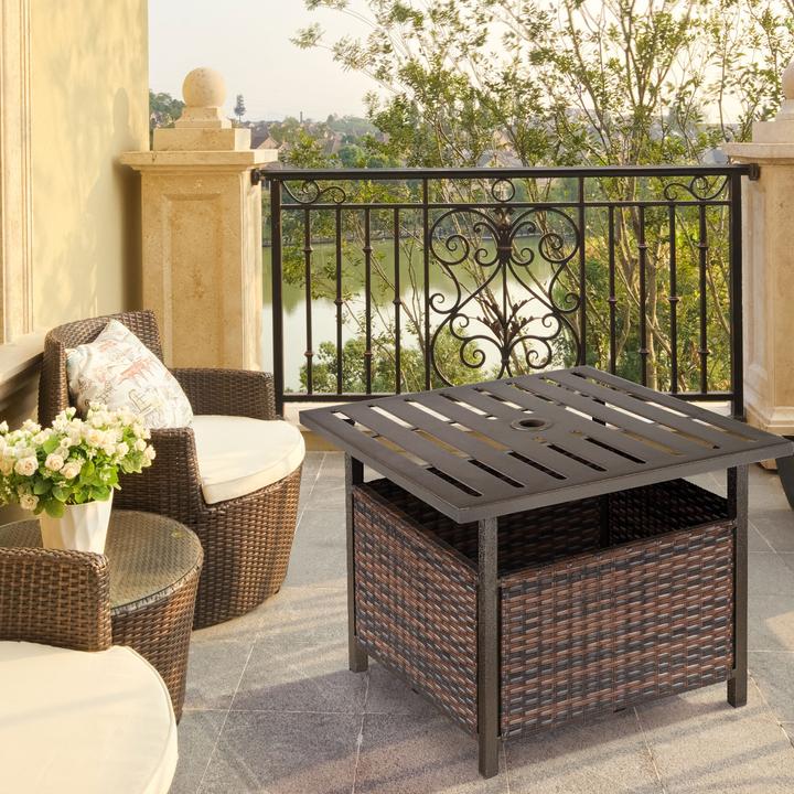 Image du produit Outsunny Table de jardin avec trou pour parasol (55 cm)