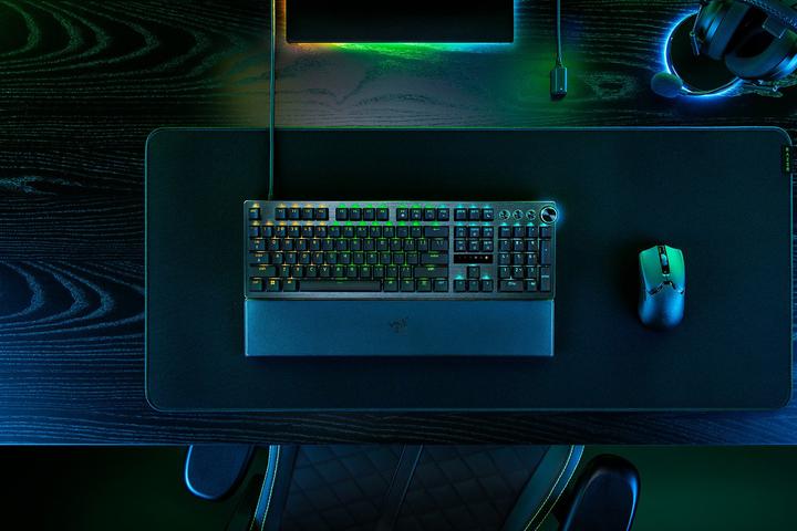 Actual product image Razer Huntsman V3 Pro (DE, Cable)