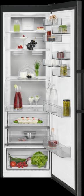 Actual product image AEG RKB738E5MB Freestanding refrigerator / 1860 mm / 389 L / E, 923421143 (390 l)