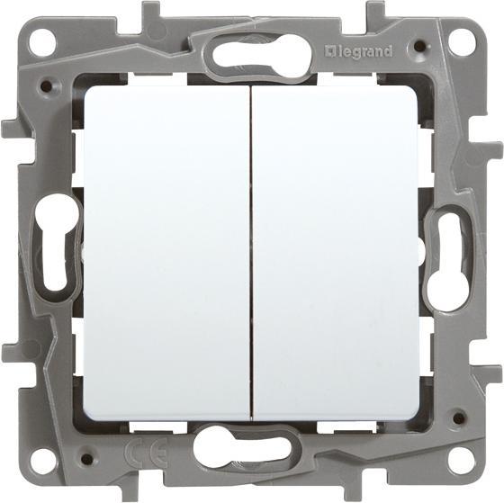 Actual product image Legrand Niloe double-throw switch 664702 10AX with plug-in terminals without spreader claw