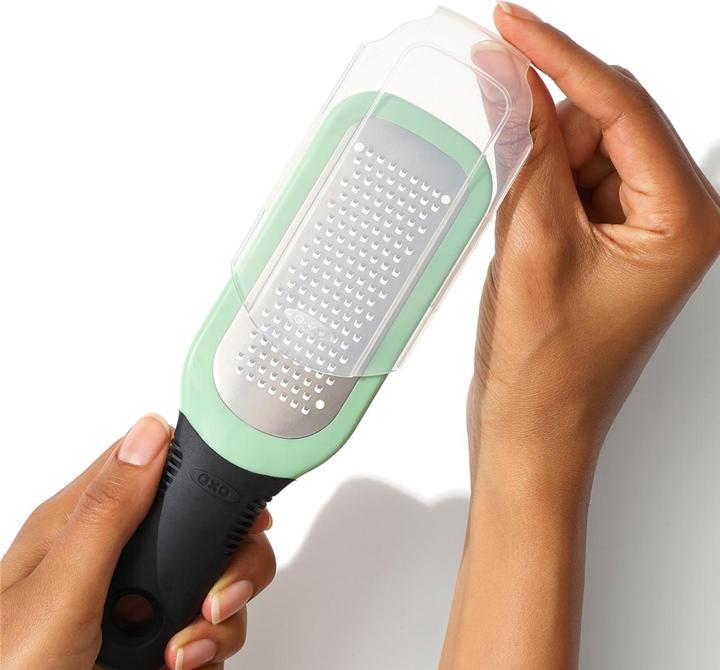 Image du produit OXO Râpe à gingembre et à ail