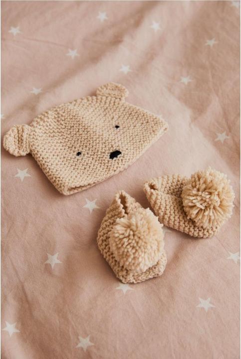 Image du produit DMC Gift of Stitch Kit à tricot Bonnet & Chaussures Teddy