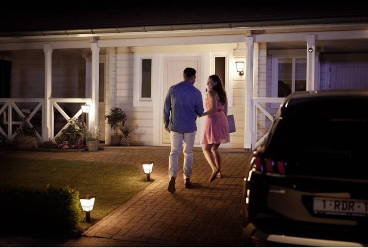 Immagine prodotto Philips Hue Econic Base (1150 lm, IP44)