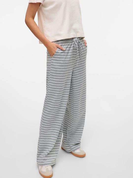 Actual product image Vero Moda VMALMA trousers jogging trousers (M)