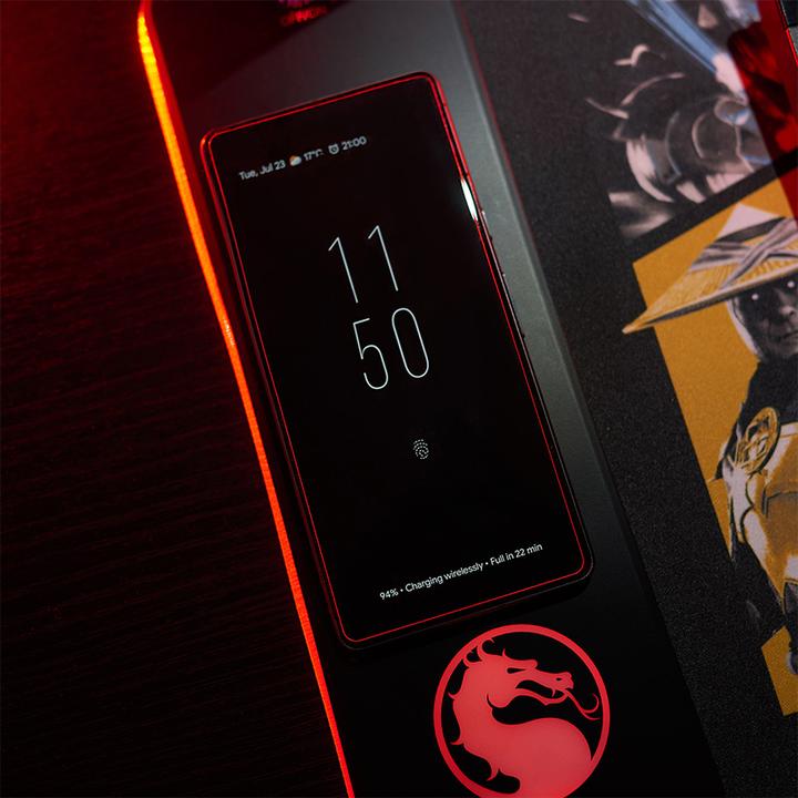 Produktbild Numskull Mortal Kombat: Mousepad XXL + Mobile Charger (XXL)
