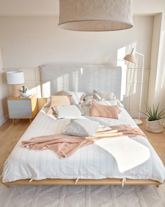 Actual product image Kave Home Anielle (45 x 50 cm)