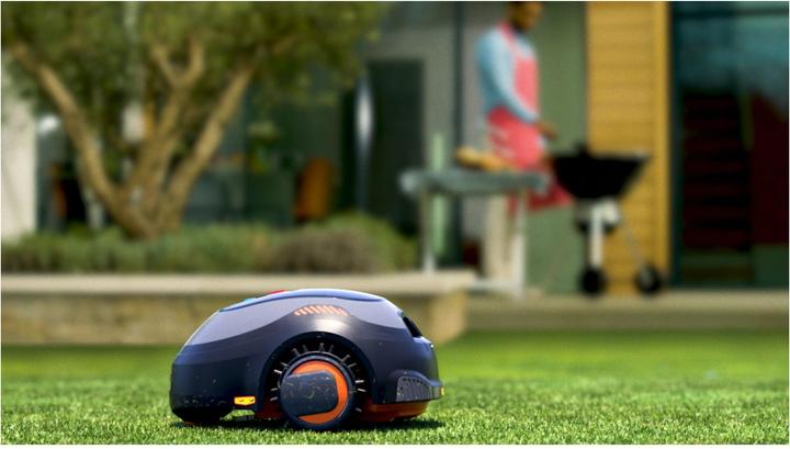 Actual product image Black & Decker BCRMW123QW (700 m²)