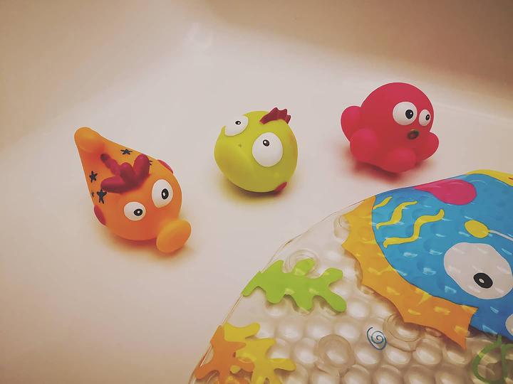 Actual product image Ëscabbo Bath mat set underwater world