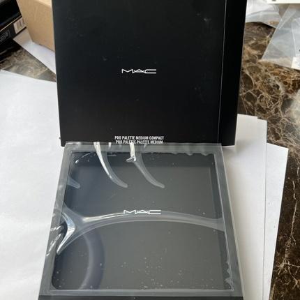 Productafbeelding MAC Cosmetics Pro Palette Medium Compact