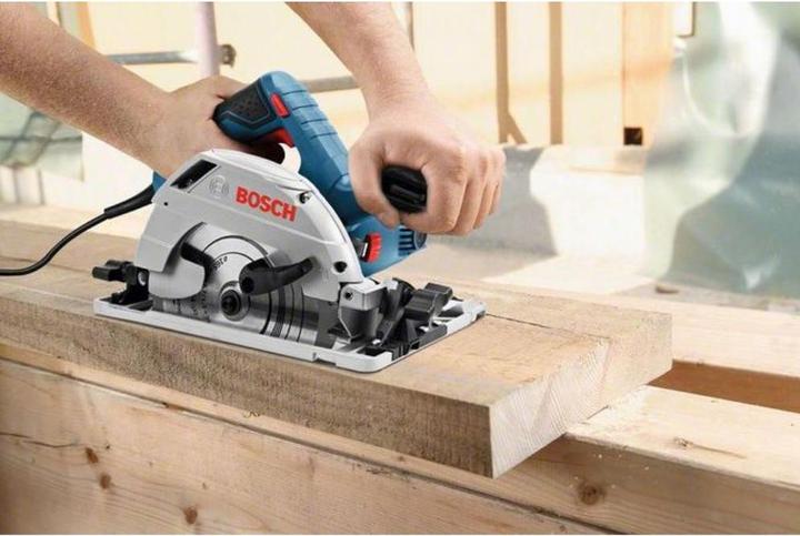 Produktbild Bosch Professional Handkreissäge GKS 55+ GCE, mit L-BOXX