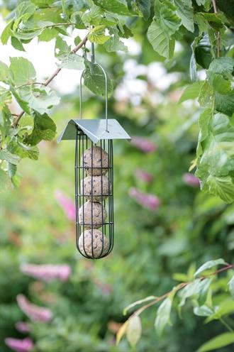 Actual product image Trixie Tit dumpling holder with roof