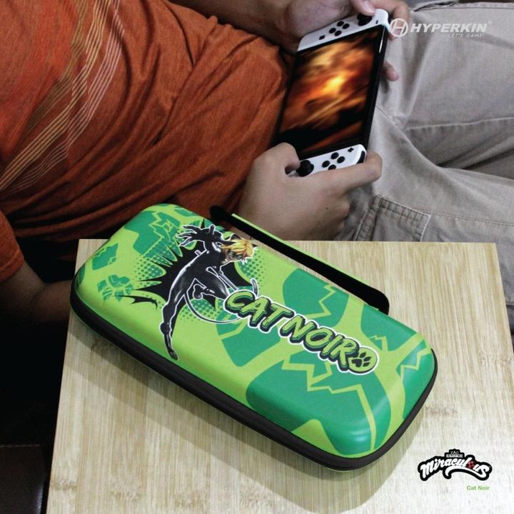 Image du produit Hyperkin Étui de transport rigide officiel Miraculous - Switch/Lite/Oled (Bug & Cat) (Switch)