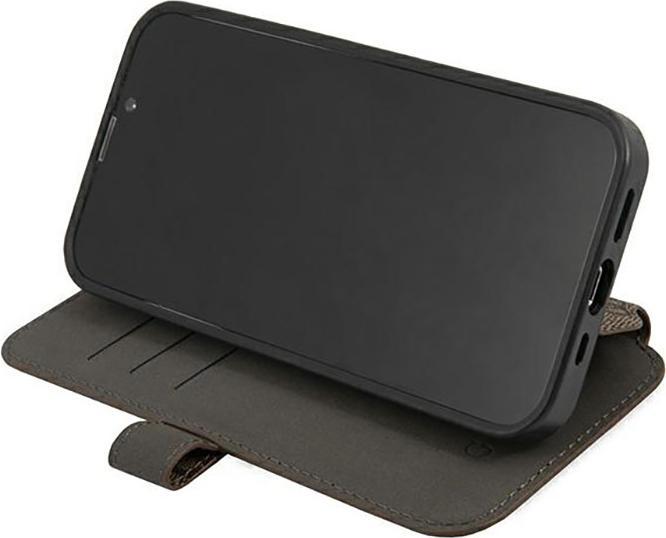 Actual product image Guess Case (Apple iPhone 13 Pro)