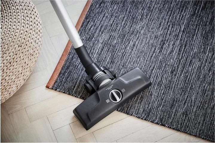 Actual product image Electrolux DustMagnet Silent ZE072