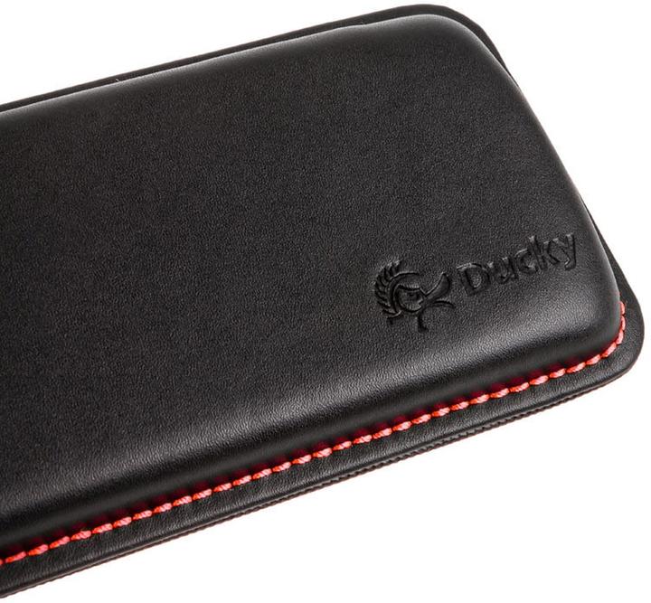 Actual product image Ducky Wrist pad leather