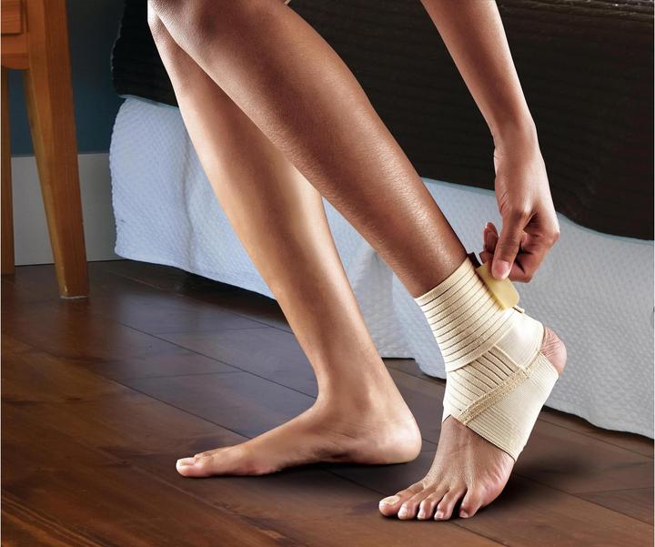 Actual product image Futuro Classic Ankle Brace Size L (L)