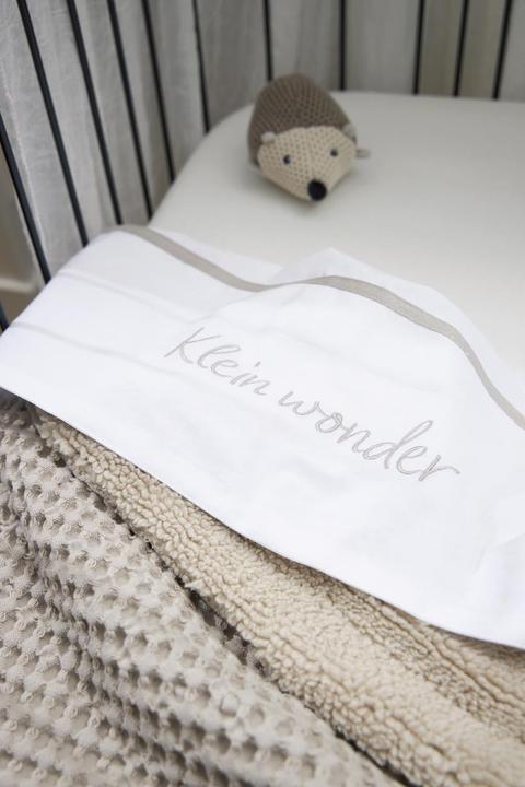 Actual product image Meyco Baby Klein Wonder Bed Sheet Large - greige (100 x 150 cm)