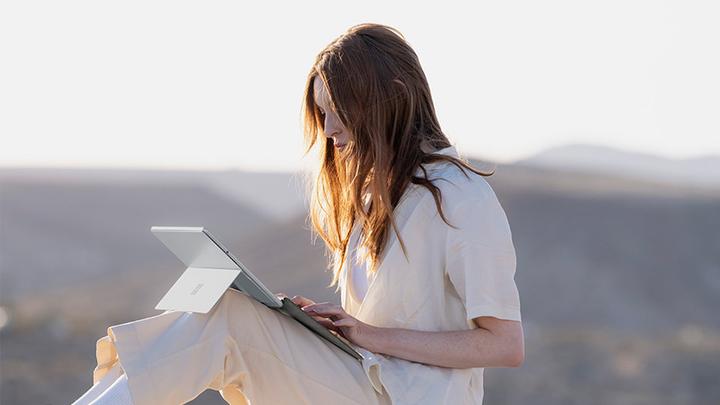 Immagine prodotto Microsoft Surface Pro Signature Keyboard (CH)
