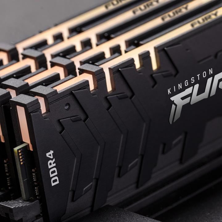 Actual product image Kingston FURY Renegade RGB (4 x 8GB, 3600 MHz, DDR4-RAM, DIMM)