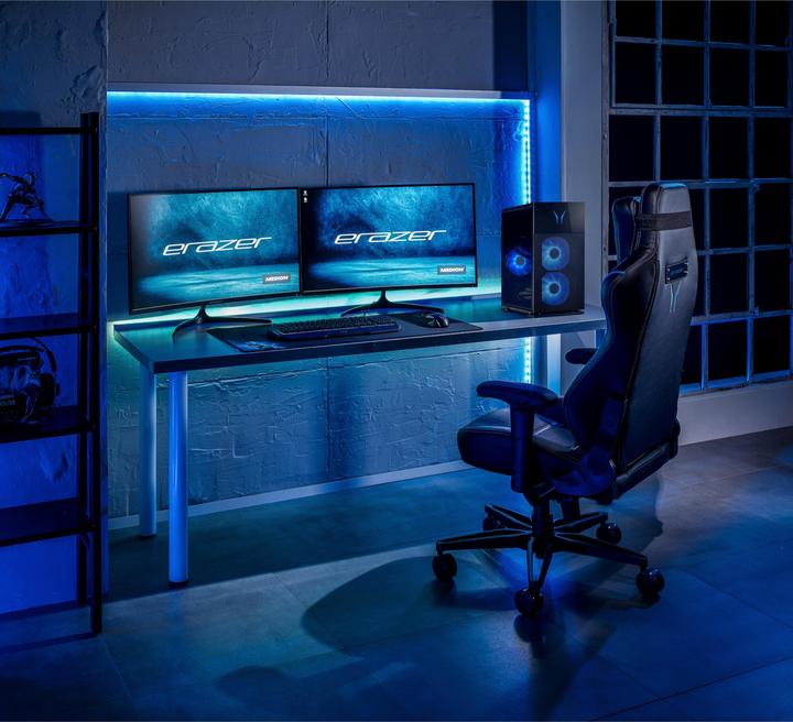 Actual product image Erazer Hunter X30 (Intel Core Ultra 7 265K, 32 GB, 2000 GB, GeForce RTX 4080 SUPER)