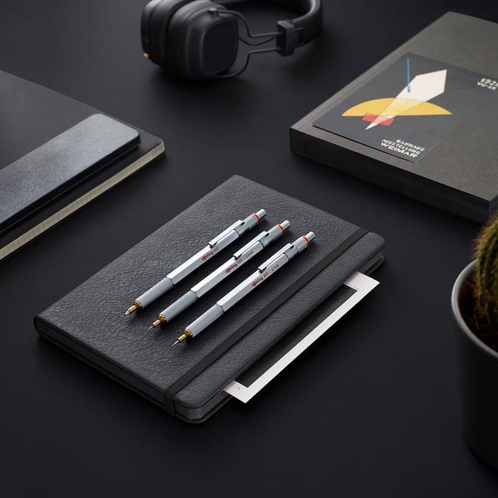 Produktbild Rotring Kugelschreiber 800 Silber, M-Schwarz Geschenkbox (Silber, Rot, 1 x)
