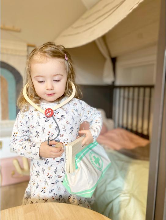 Actual product image small foot Doctor's bag