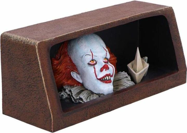 Produktbild Nemesis Now Es Figur Pennywise Drain 8 cm
