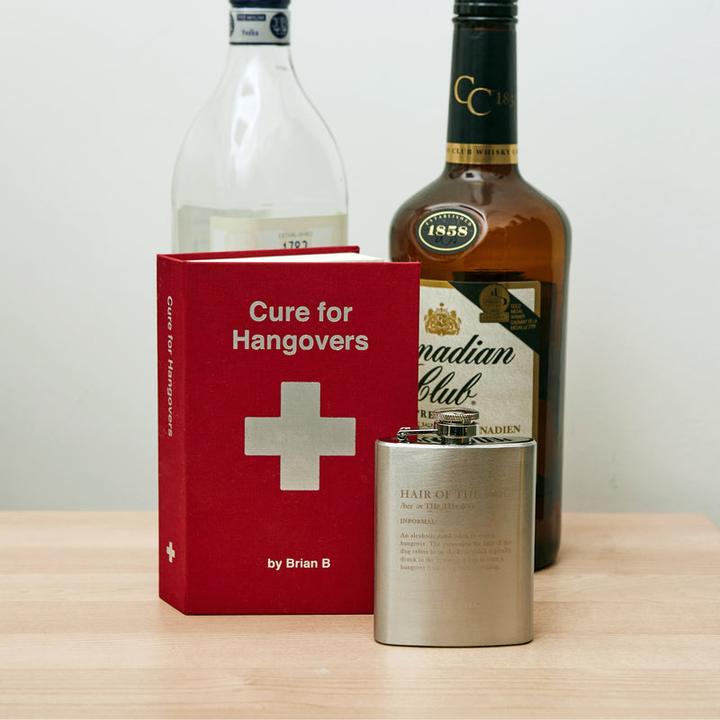 Kikkerland Hair of the Dog Flask (120 ml)