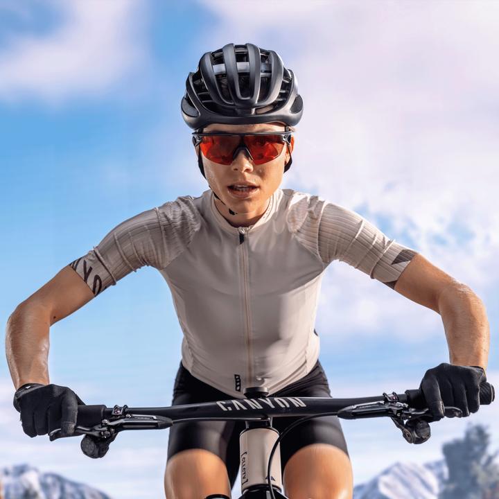 Produktbild Oakley Sphaera Sportbrille (matte grey smoke, Prizm trail torch)